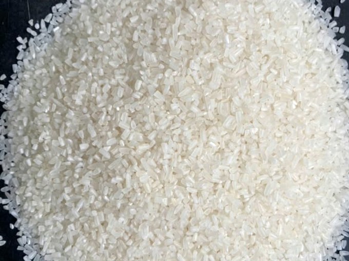 100 percent broken rice